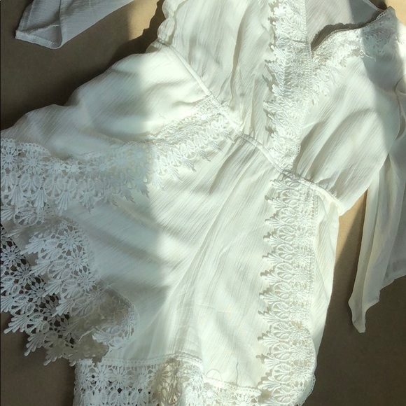 NWOT ROMPER - Picture 6 of 6